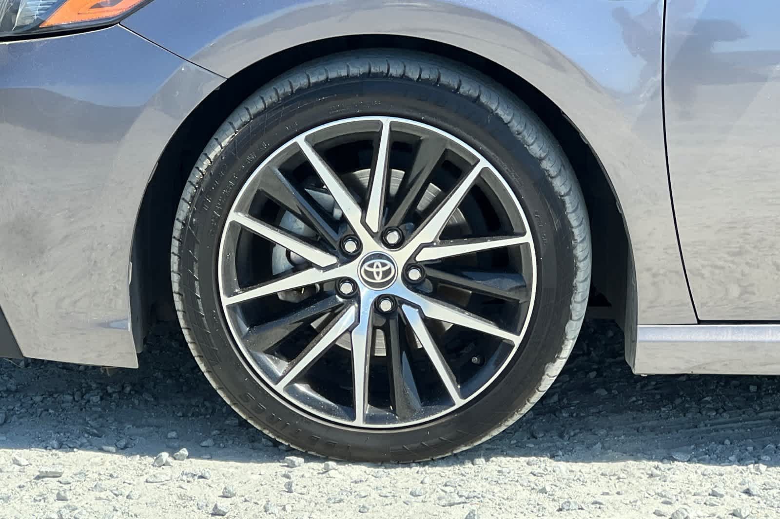 Used 2022 Toyota Camry SE w/ Cold Weather Package FWD image 45