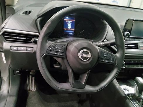 Used 2023 Nissan Altima 2.5 S image 19