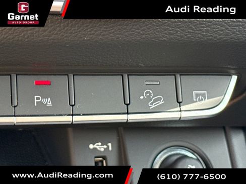 Certified 2025 Audi Q5 e Premium Plus image 36