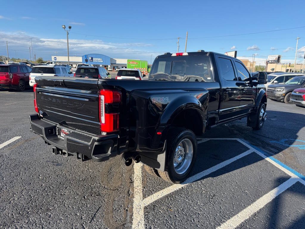 Used 2025 Ford F450 Platinum w/ FX4 Off-Road Package AWD/4WD image 5