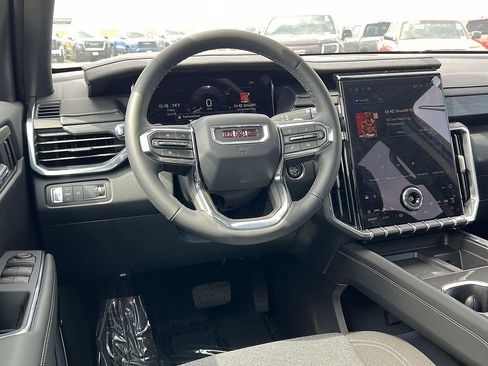 New 2025 GMC Acadia Elevation FWD image 11
