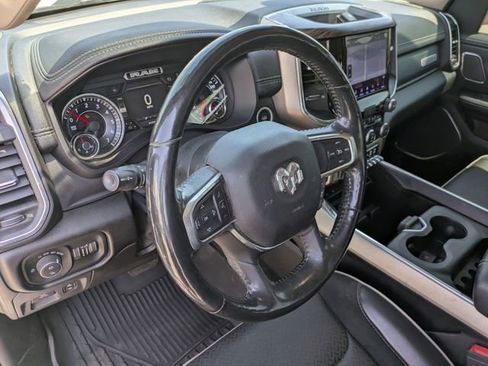 Used 2019 RAM 1500 Laramie AWD/4WD image 14