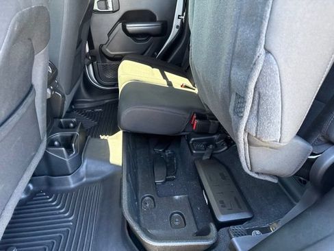 Used 2020 Jeep Gladiator Sport w/ Quick Order Package 24S AWD/4WD image 42