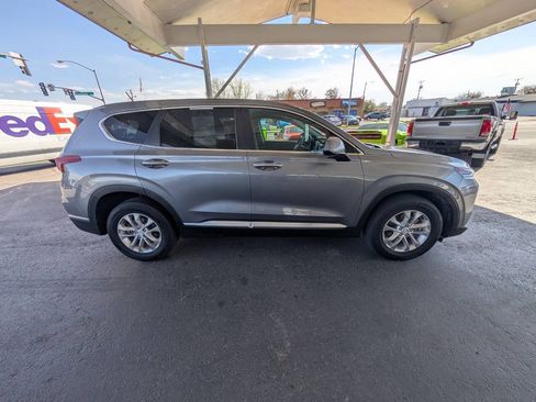 Used 2019 Hyundai Santa Fe SE AWD/4WD image 8