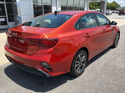 Used 2023 Kia Forte LXS FWD image 9