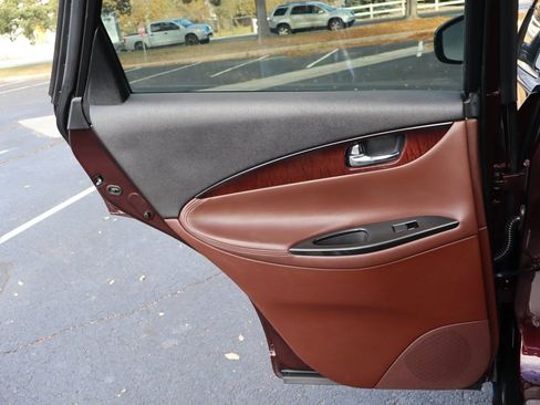 Used 2015 INFINITI QX50 Journey w/ Premium Package image 24