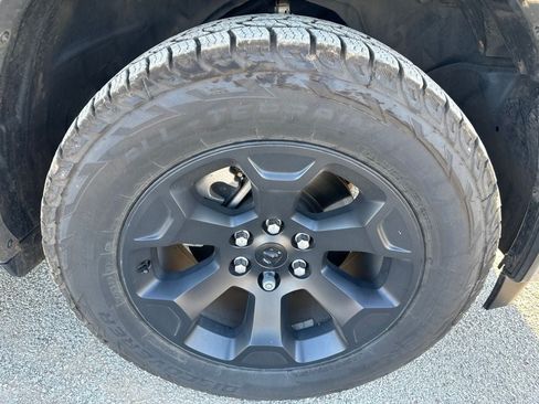 Used 2025 RAM 1500 Lone Star AWD/4WD image 4