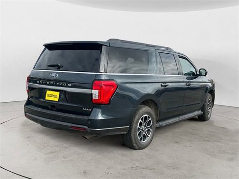 Used 2024 Ford Expedition Max XLT image 5