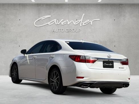 Used 2018 Lexus ES 350 w/ Luxury Package w/Wood Trim FWD image 14