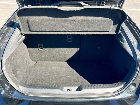 Used 2022 MAZDA MAZDA3 s image 27