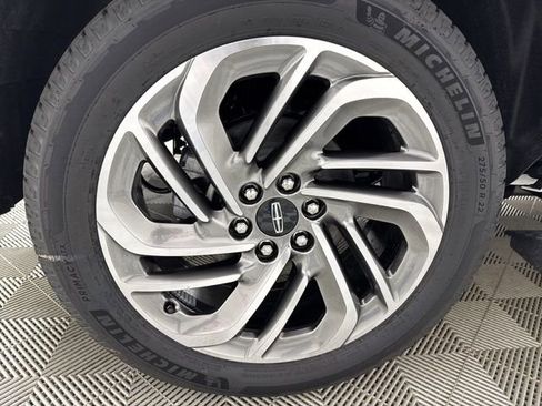 New 2025 Lincoln Navigator Reserve image 36