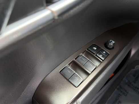 Used 2023 Toyota Camry XSE image 11