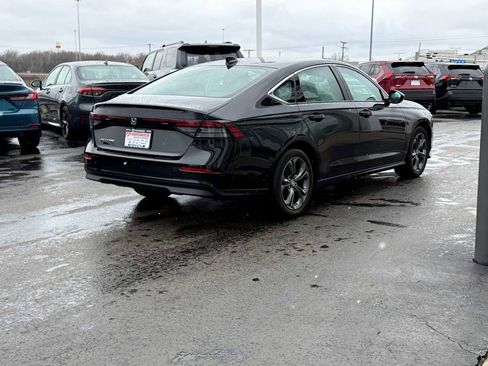 Used 2023 Honda Accord EX image 4