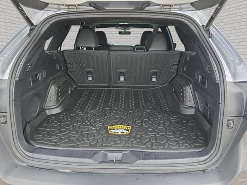 Used 2025 Subaru Outback Wilderness AWD/4WD image 13