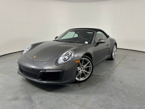 Used 2019 Porsche 911 Carrera RWD image 1