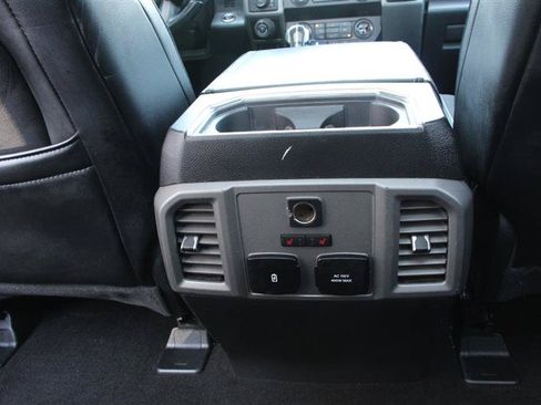 Used 2019 Ford F150 Raptor w/ Equipment Group 802A Luxury AWD/4WD image 17