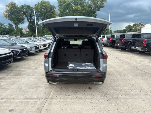 New 2027 Buick Enclave Sport Touring w/ Super Cruise Package AWD/4WD image 13