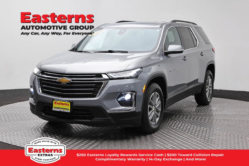 Used 2023 Chevrolet Traverse LT AWD/4WD image 1