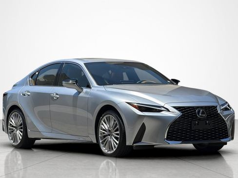 Used 2024 Lexus IS 300 AWD w/ Premium Package image 7