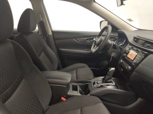 Used 2017 Nissan Rogue S AWD/4WD image 21