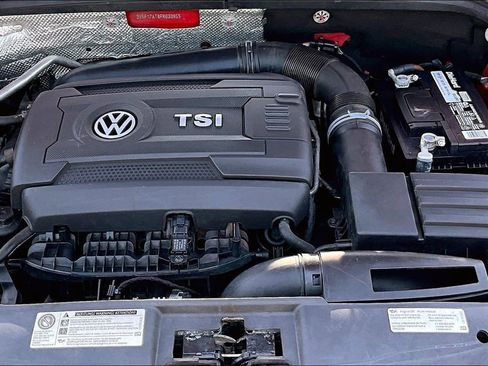 Used 2015 Volkswagen Beetle 1.8T Classic FWD image 10