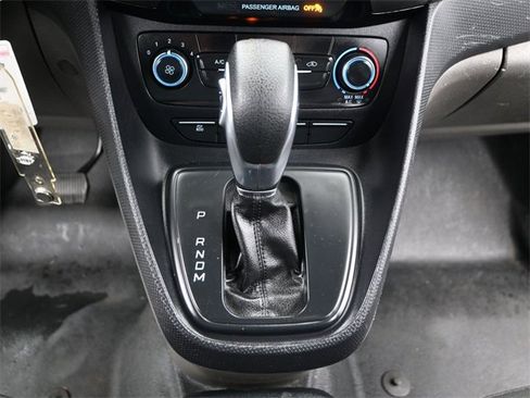 Used 2022 Ford Transit Connect XL image 9