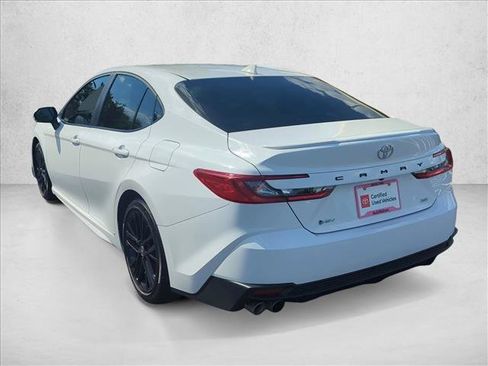 Used 2025 Toyota Camry SE w/ Convenience Package FWD image 8