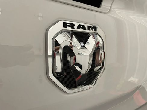 Used 2021 RAM 1500 Big Horn AWD/4WD image 17