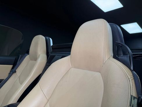 Used 2011 MAZDA MX-5 Miata Grand Touring w/ Premium Pkg image 21