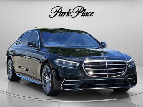 Used 2023 Mercedes-Benz S 500 4MATIC image 4