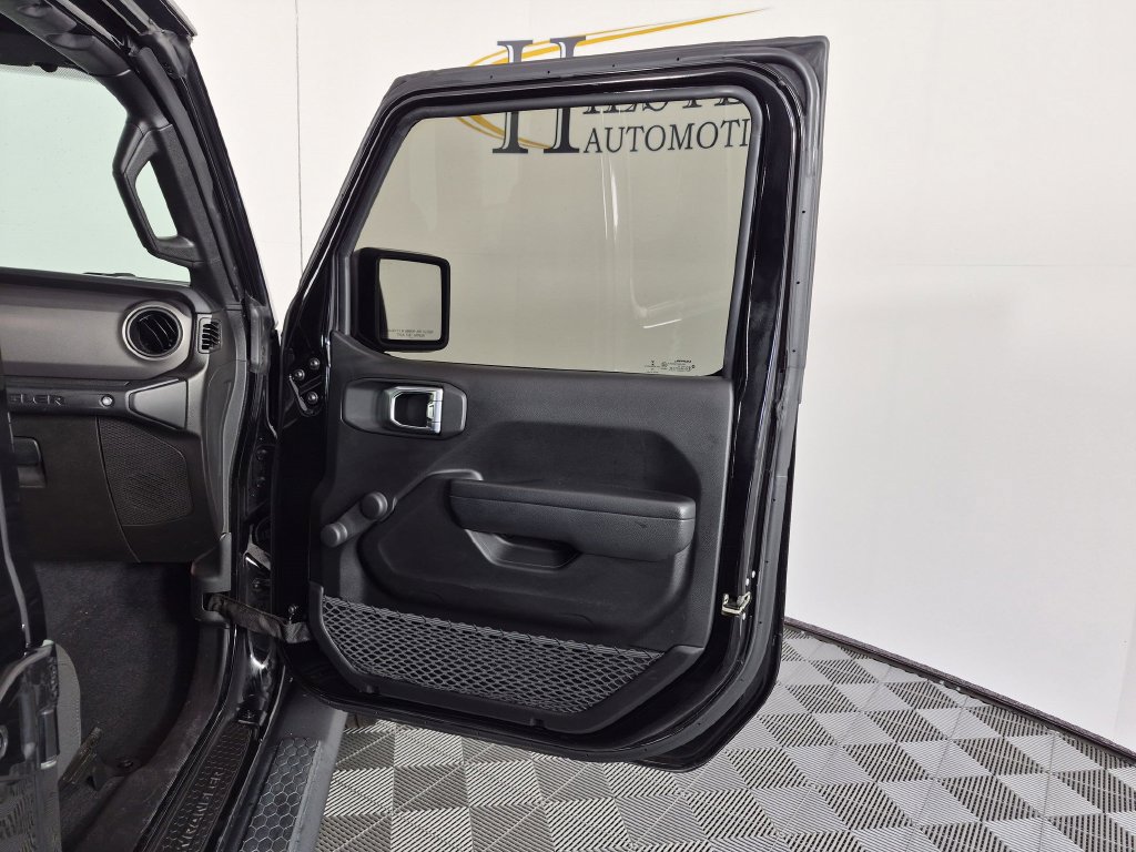 Used 2023 Jeep Wrangler Unlimited Sport AWD/4WD image 33