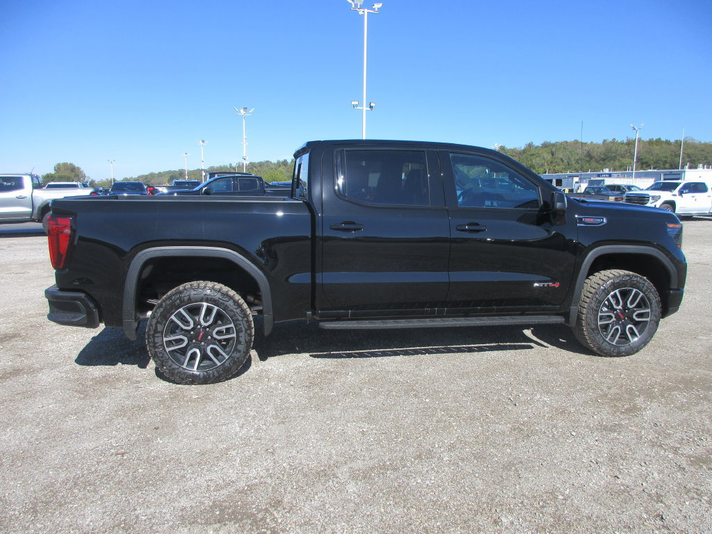 New 2026 GMC Sierra 1500 AT4 w/ AT4 Premium Package AWD/4WD image 3
