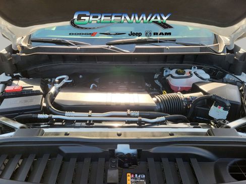 Used 2025 Chevrolet Silverado 1500 Custom image 21