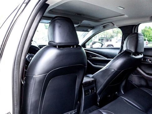 Used 2024 MAZDA CX-30 AWD 2.5 S w/ Premium Package image 27