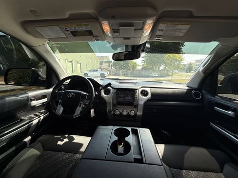 Used 2021 Toyota Tundra SR5 AWD/4WD image 15