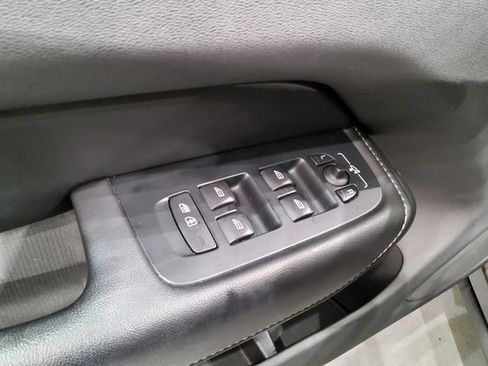 Used 2022 Volvo XC60 B5 Inscription w/ Advanced Package image 43