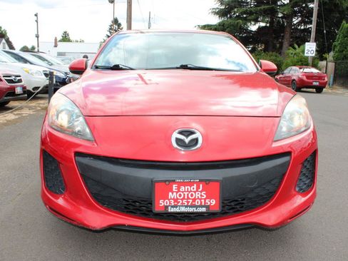 Used 2013 MAZDA MAZDA3 i Touring FWD image 2