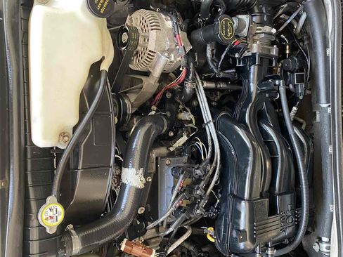 Used 2007 Ford Explorer XLT image 30