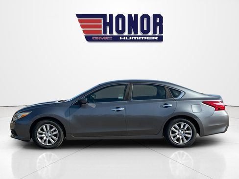 Used 2016 Nissan Altima 2.5 S w/ Power Driver Seat Package FWD image 7