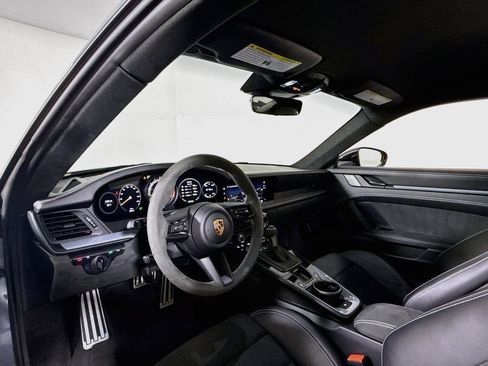 Certified 2023 Porsche 911 GT3 RWD image 22