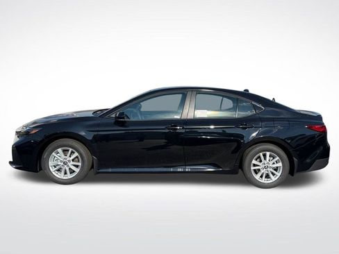 New 2026 Toyota Camry LE image 2