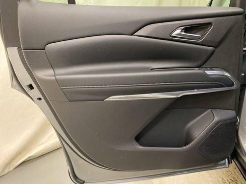 New 2026 Chevrolet Traverse LT w/ Sun and Wheel Package image 12