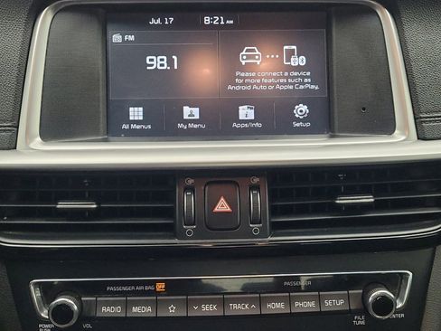 Used 2020 Kia Optima LX FWD image 25