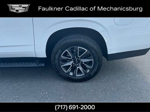 Used 2023 Chevrolet Suburban Z71 w/ Luxury Package AWD/4WD image 36