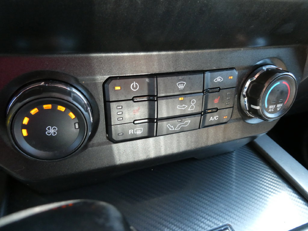 Used 2019 Ford F150 XLT w/ Equipment Group 302A Luxury AWD/4WD image 29