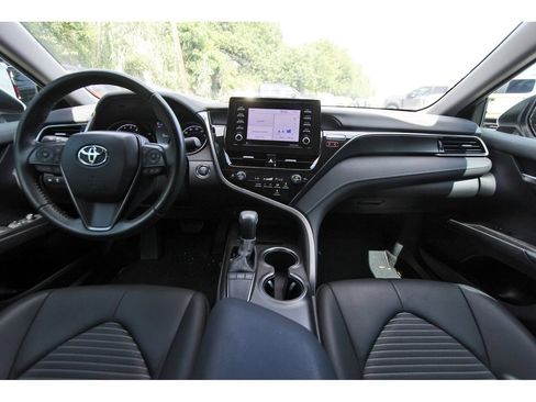 Used 2023 Toyota Camry SE w/ Convenience Package FWD image 8