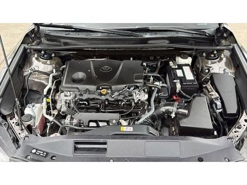Used 2022 Toyota Camry SE FWD image 34