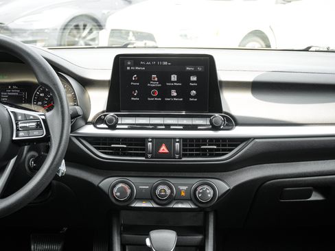 Used 2023 Kia Forte LXS FWD image 29