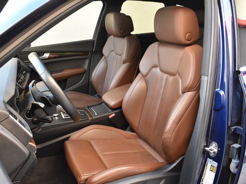 Used 2020 Audi Q5 2.0T Premium Plus w/ Premium Plus Package image 22