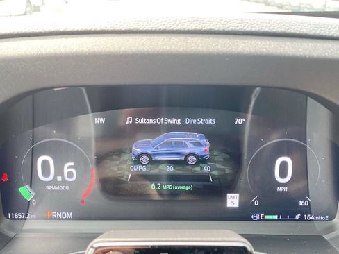 Used 2025 Ford Explorer ST AWD/4WD image 11